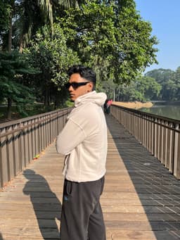 Ecru Oversize Hoodie view 4